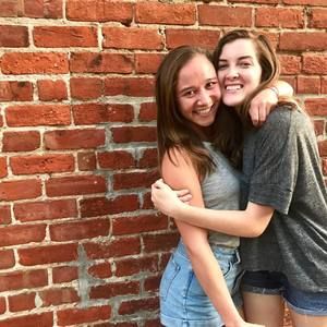 Meet your Posher, Ellie